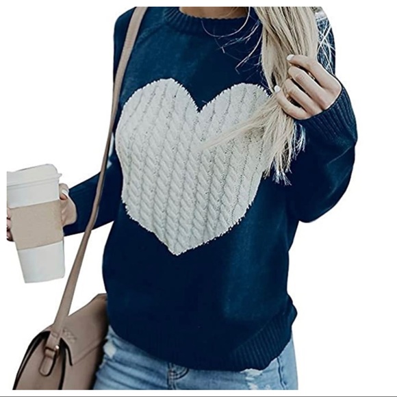 Beautiful Heart ❤️ pull over sweater - Picture 3 of 4